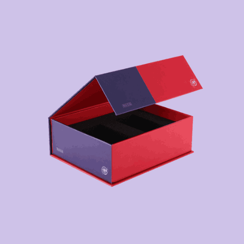 flip-top-boxes with-magnetic closure